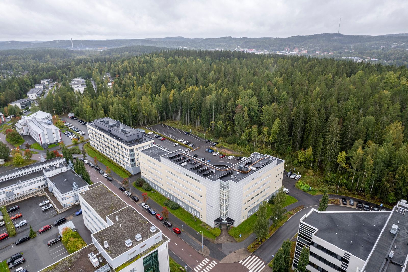 Ylistönmäentie 33, Jyväskylä