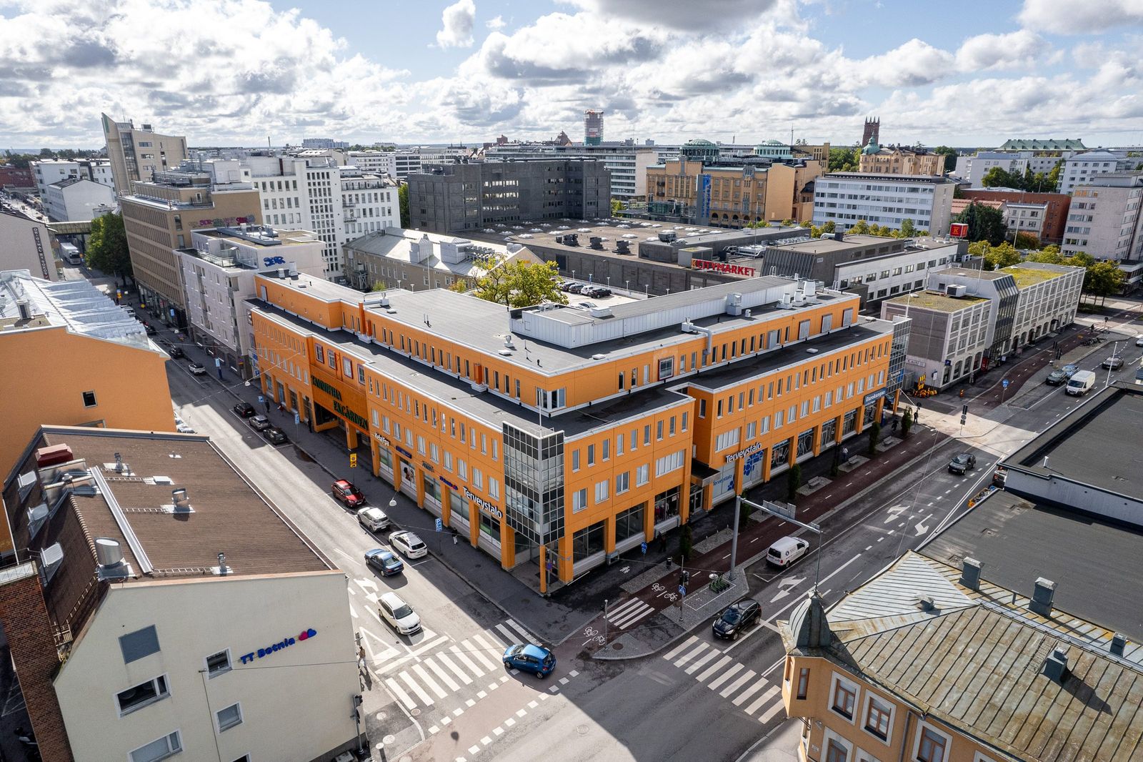 Pitkäkatu 28–30, Vaasa