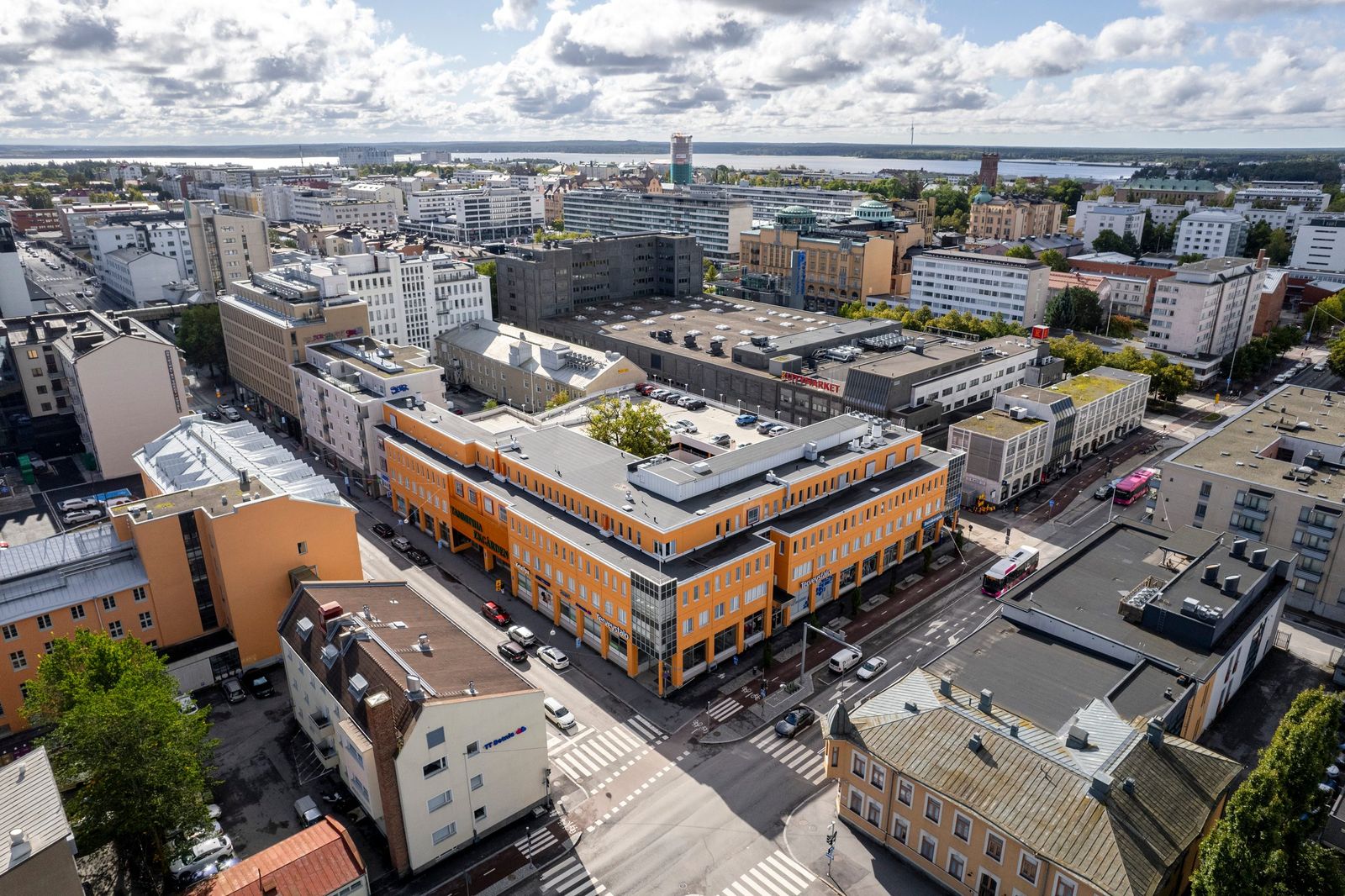 Pitkäkatu 28–30, Vaasa