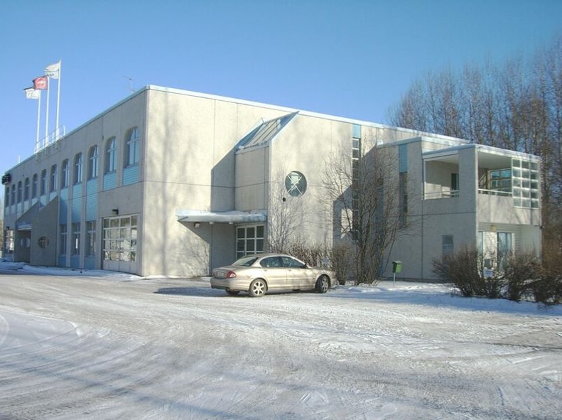 Logicstic halls and office spaces on Rälssitie in Vantaa